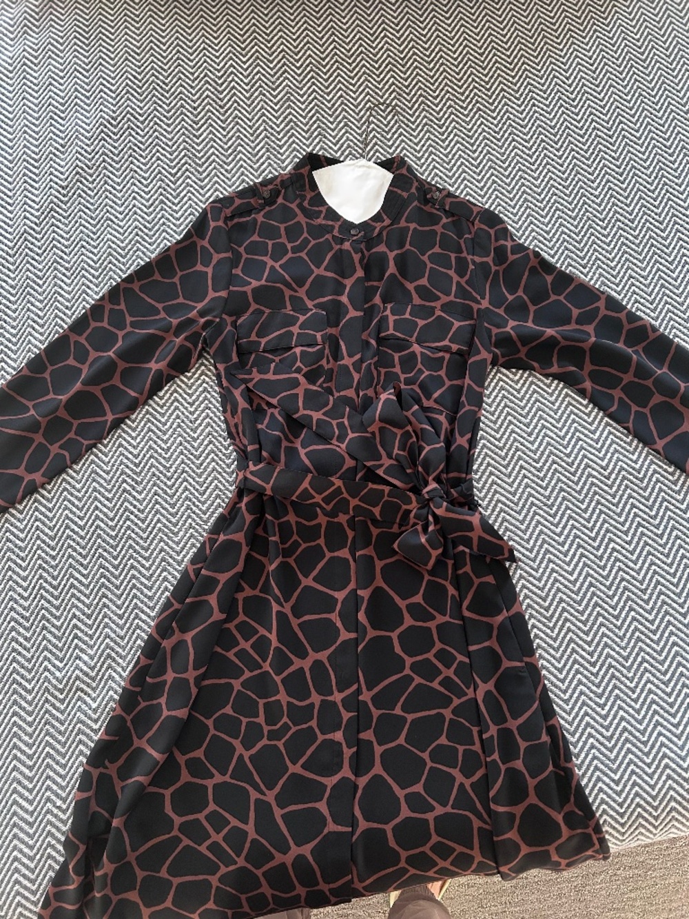 Banana Republic Giraffe Print Utility Shirt Dress Belted Long Sleeve Size 6